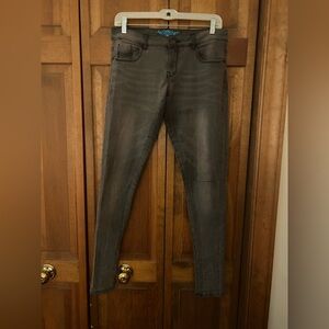 Drmx Women's Sz 28 Y2K Early 2000s Stretch Grey Embroidered Skinny Jeans